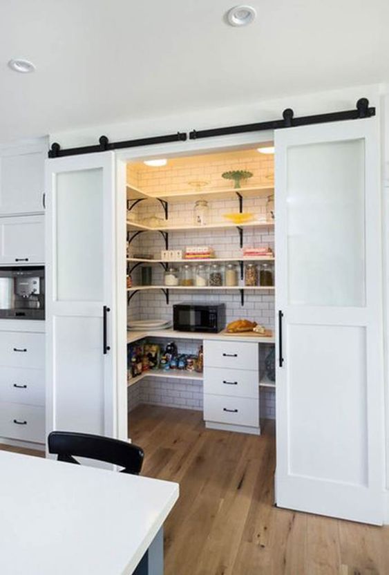 Butler pantry, interior design